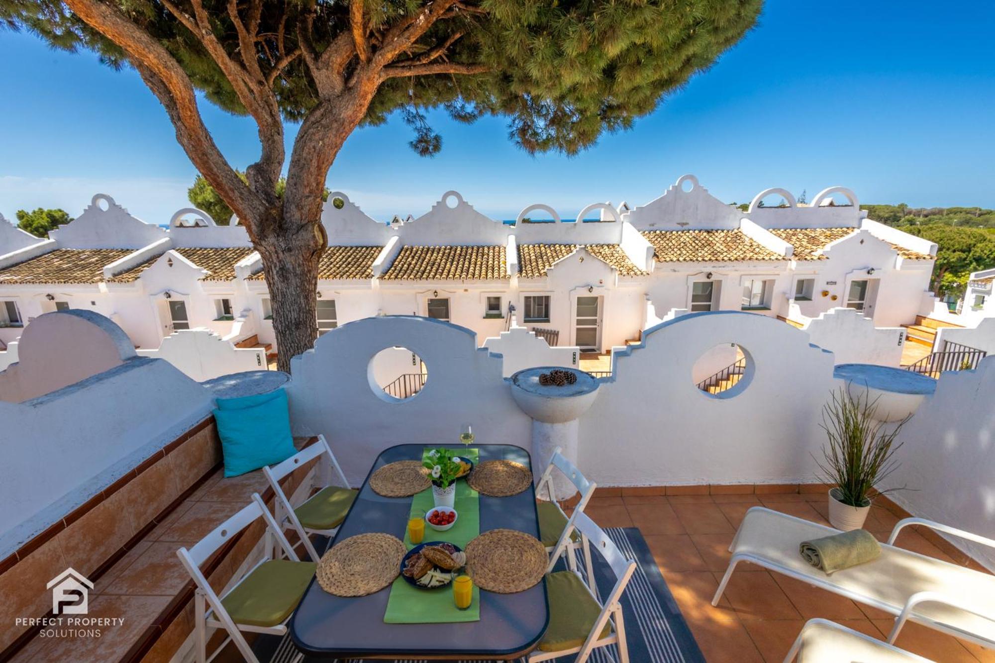 Sunny 2br In With 3 Pools, Restaurant, Gym And Playground Apartment *